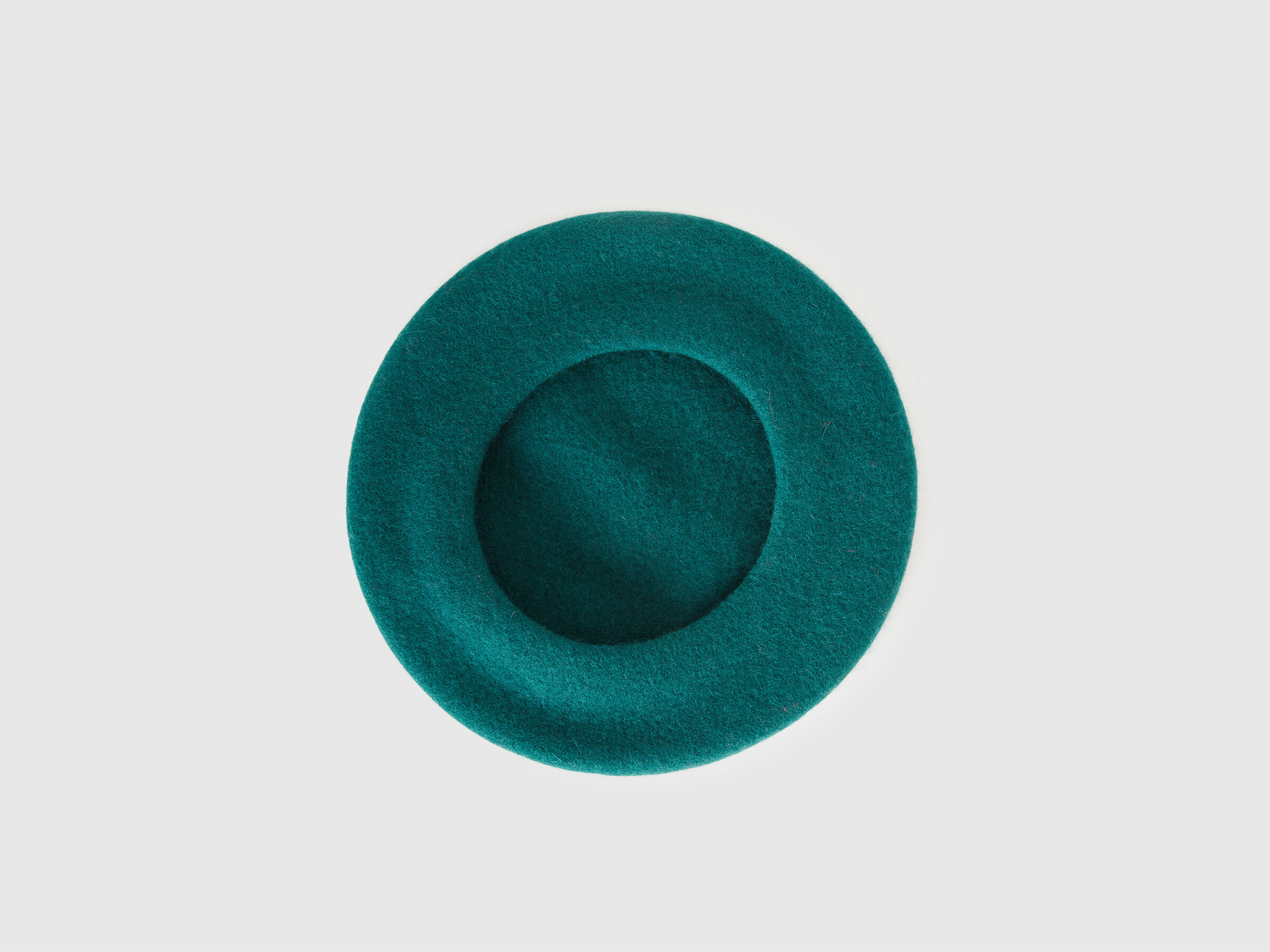 HAT Women image number 2
